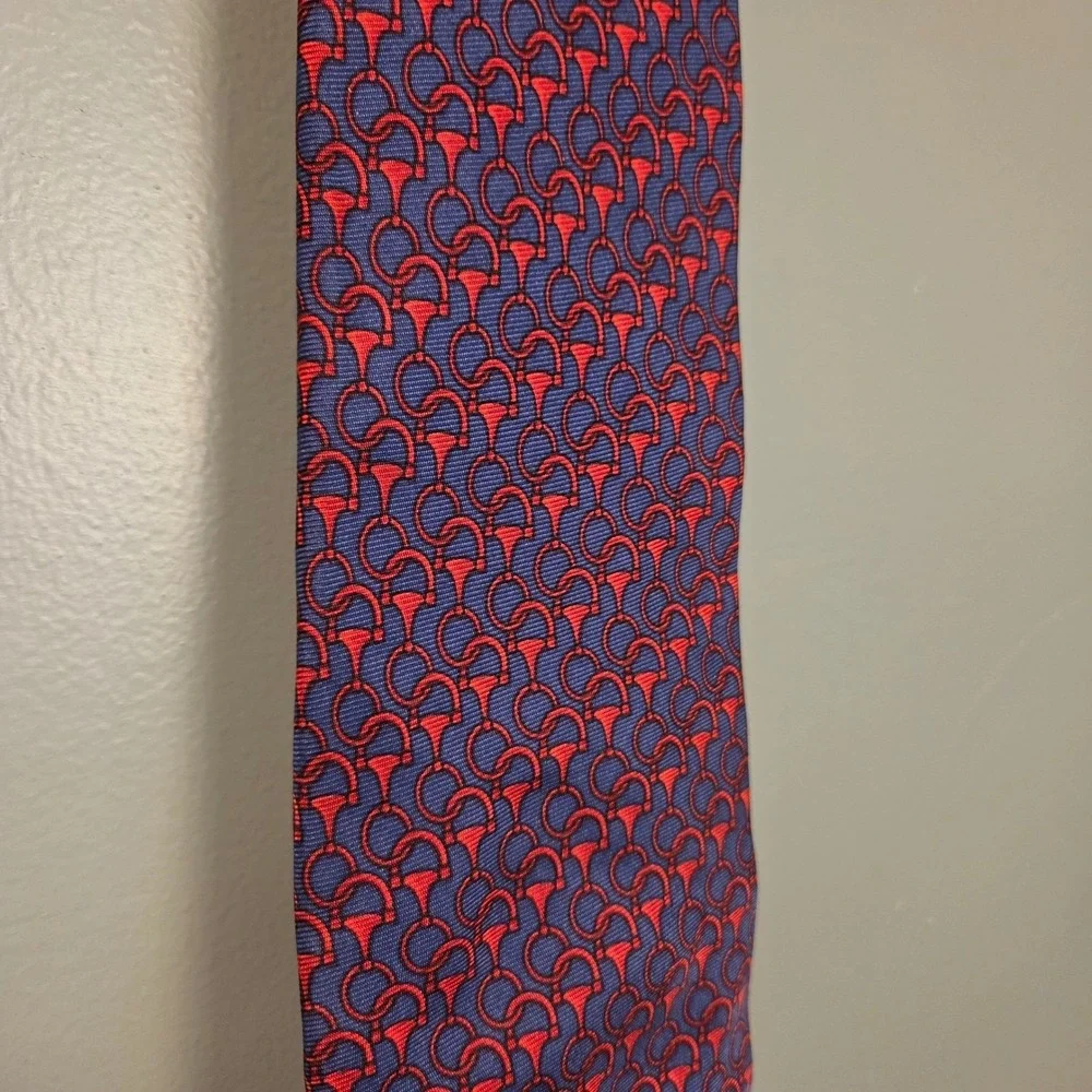 Vintage Gucci 100% Silk Necktie Horsebit Pattern, Made In Italy, Red Blue